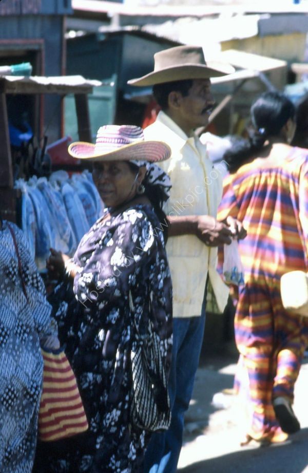 Venezuelans, Paraguaipoa, Sinamaica